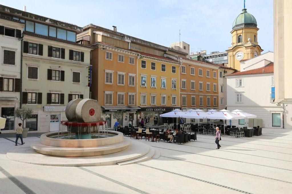 Appartement Sveti Vid à Rijeka Extérieur photo